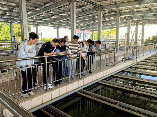 1760583787211688.png 圖片2.png