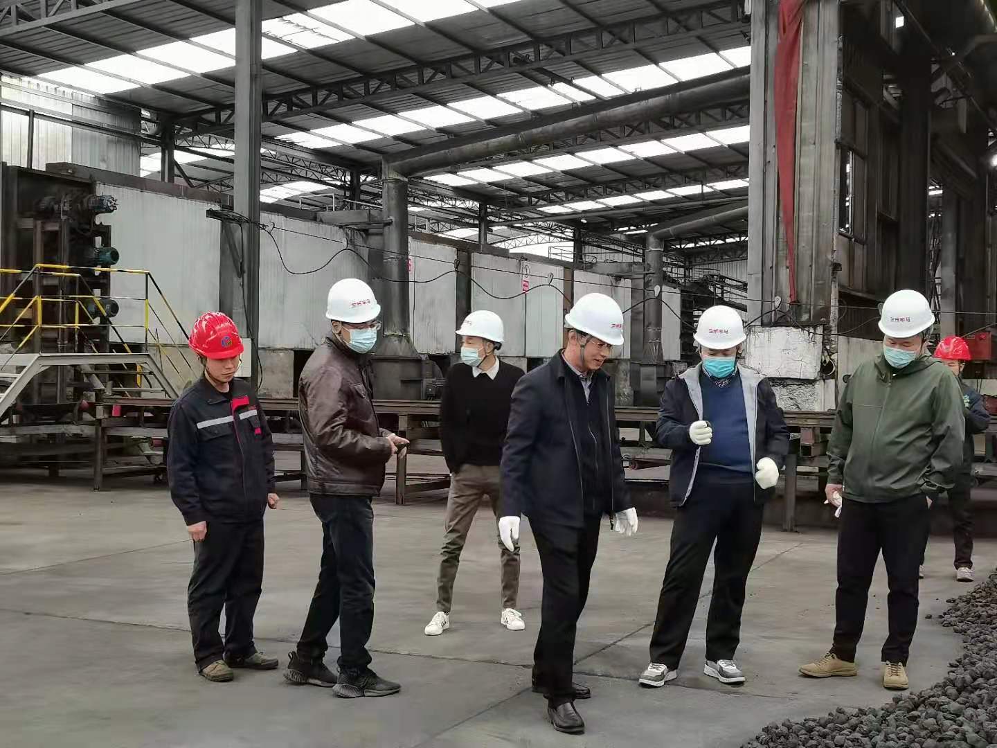 首鋼集團領(lǐng)導(dǎo)考察蘭州返礦球項目